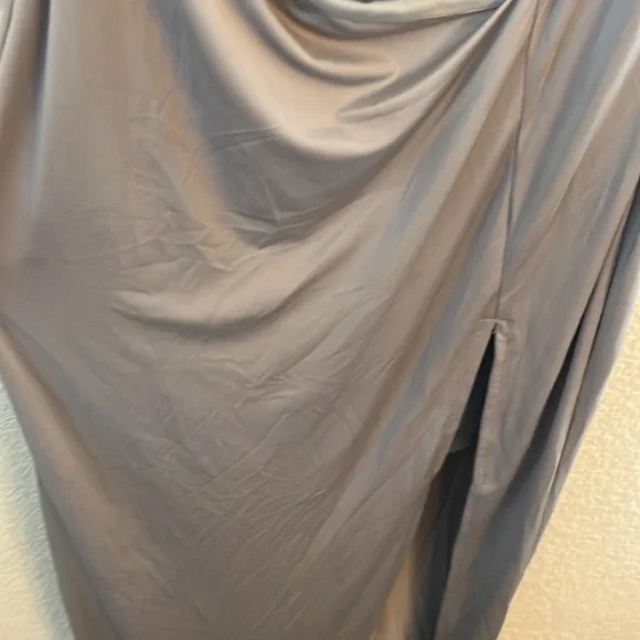 Superdown Erla Cutout Maxi Dress in Light Grey - Picture 6 of 11